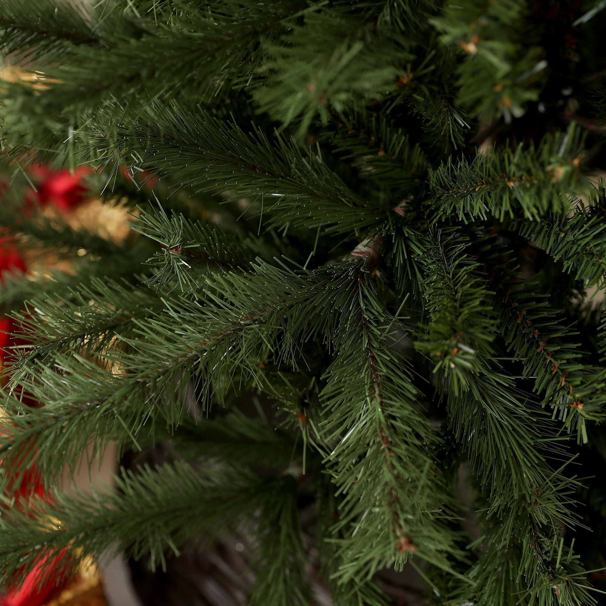 HOMCOM Weihnachtsbaum 180 cm, flammenhemmend, Metallfuß, 467 Spitzen, grün