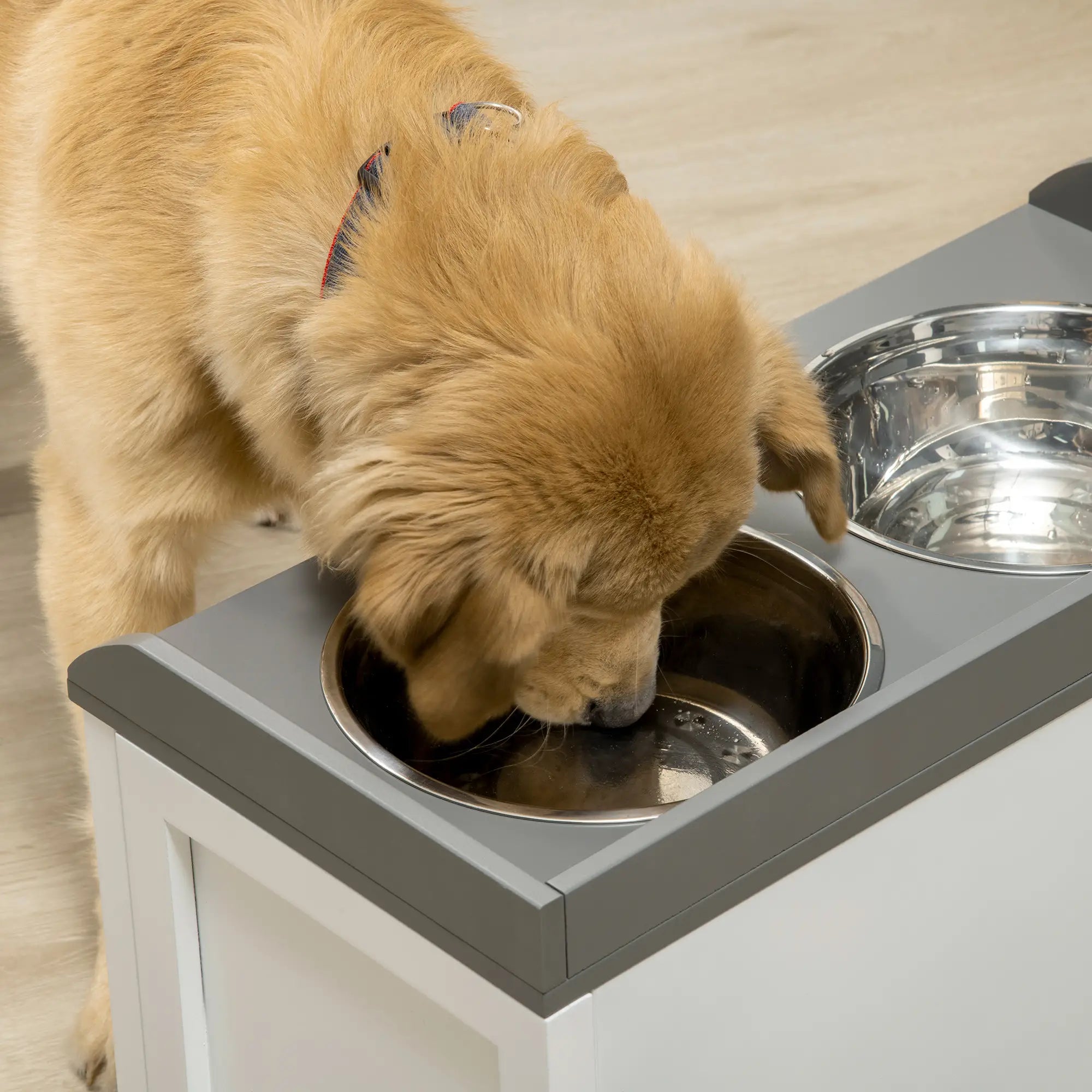 PawHut Futterstation, 2 Fressnäpfe je 2 Liter, Edelstahl, mit Schublade, für große Hunde, weiß+grau, 60 x 30 x 36 cm