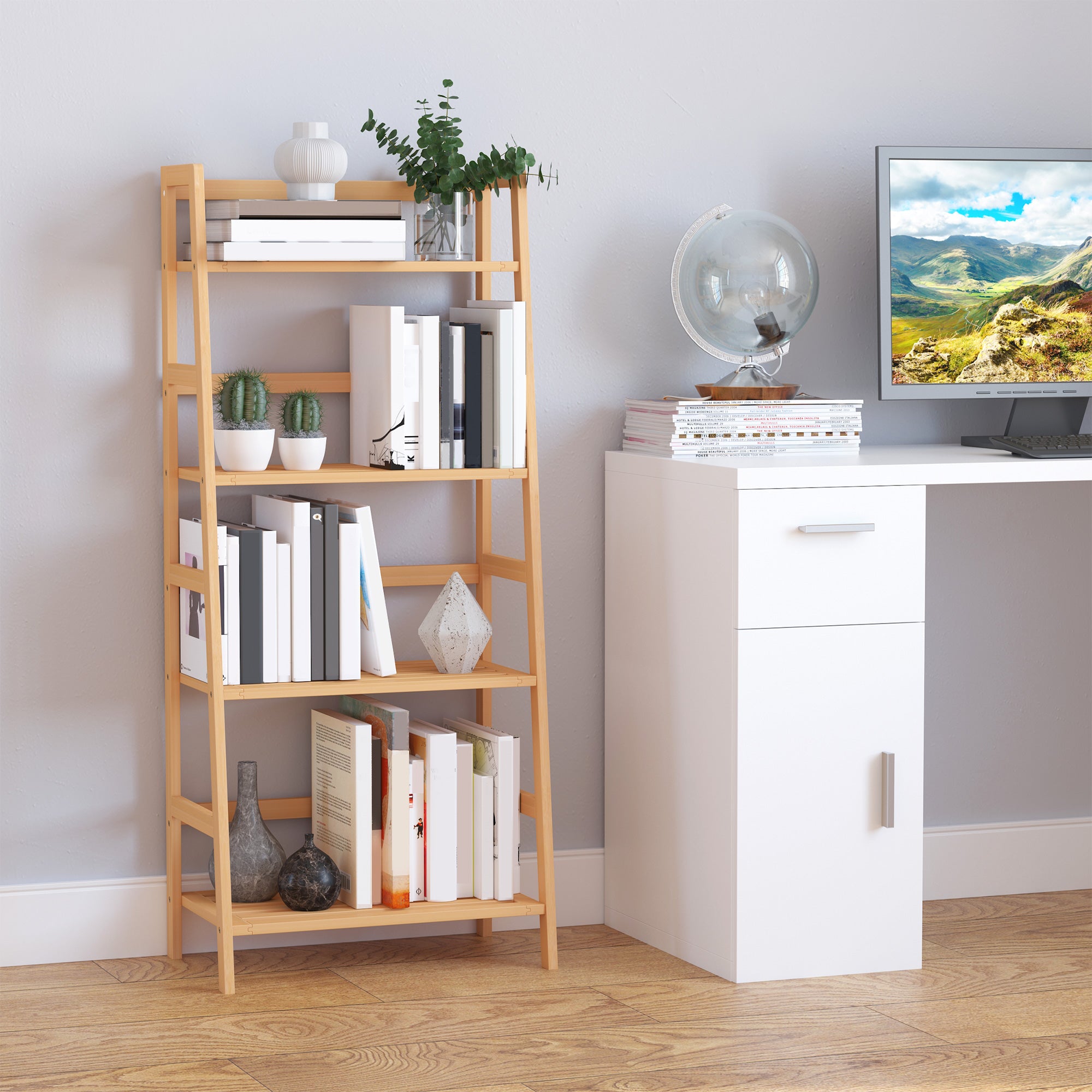 HOMCOM Bücherregal, 4 Ebenen, Leiterdesign, Bambusholz, Natur
