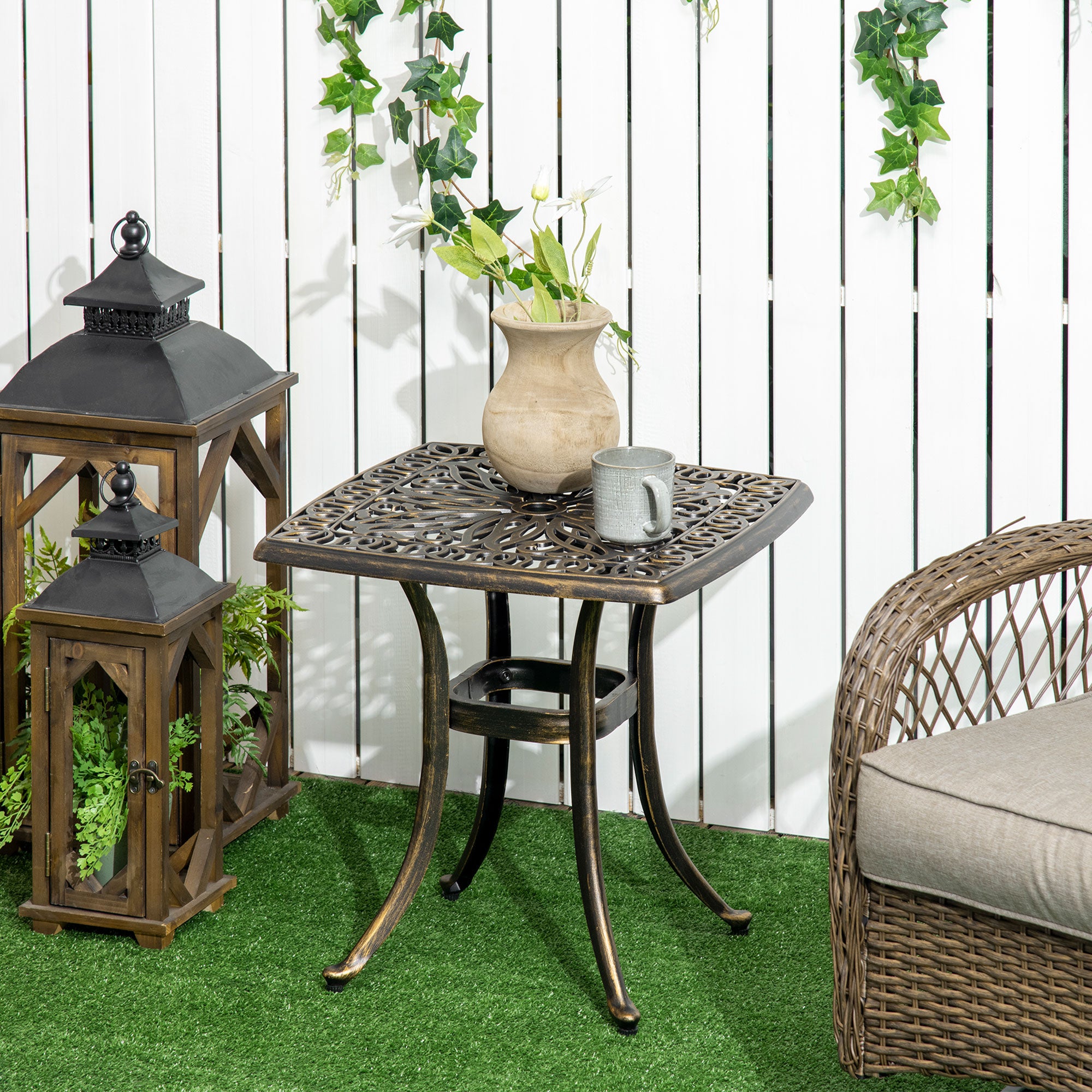 Outsunny Gartentisch Vintage-Look Schirmöffnung Aluminium Bronze