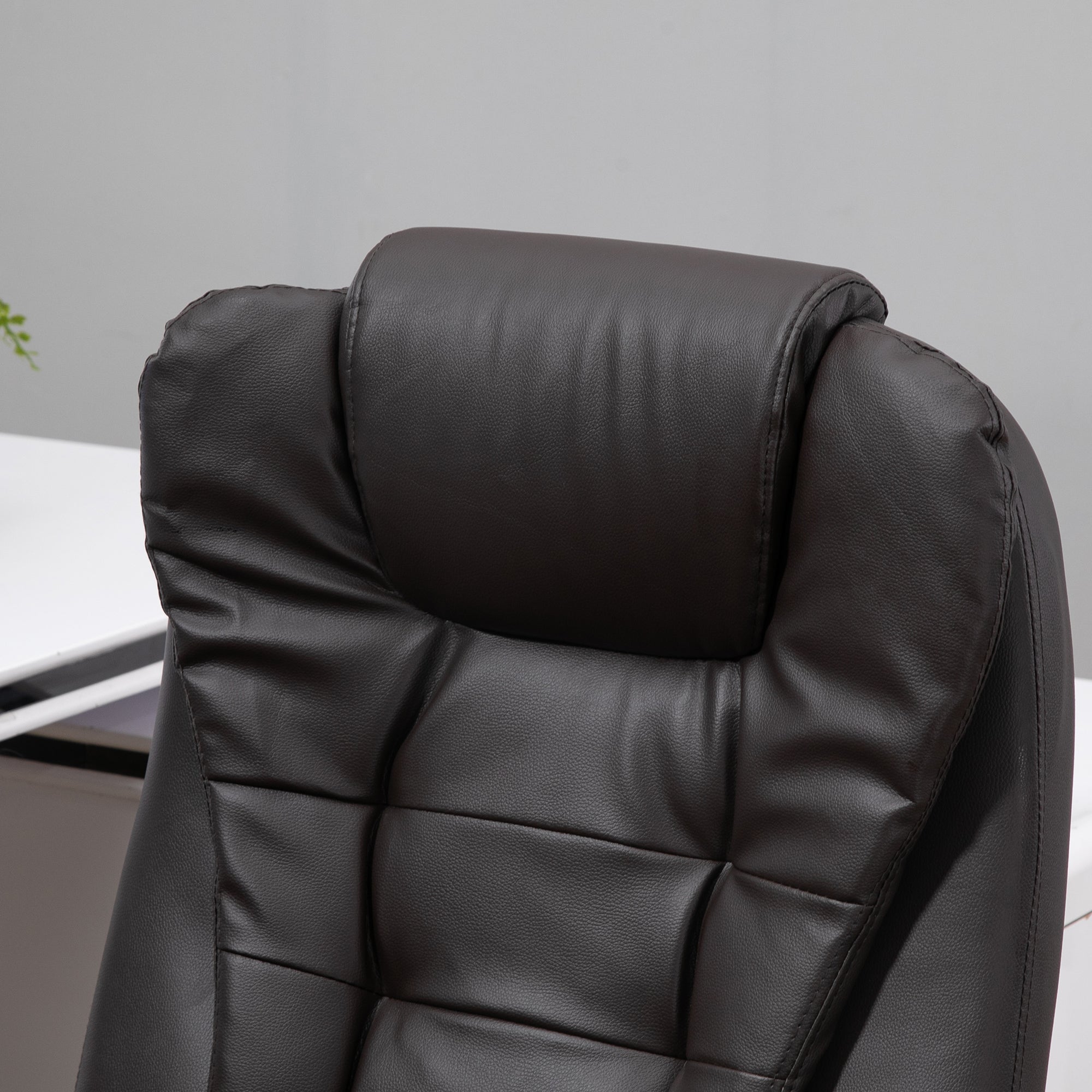 HOMCOM Massagesessel Bürosessel Bürostuhl Chefsessel Gamingsessel 6 Punkt Vibrations Massage mit Wärmefunktion Kunstleder Ledersessel drehbar (Braun)