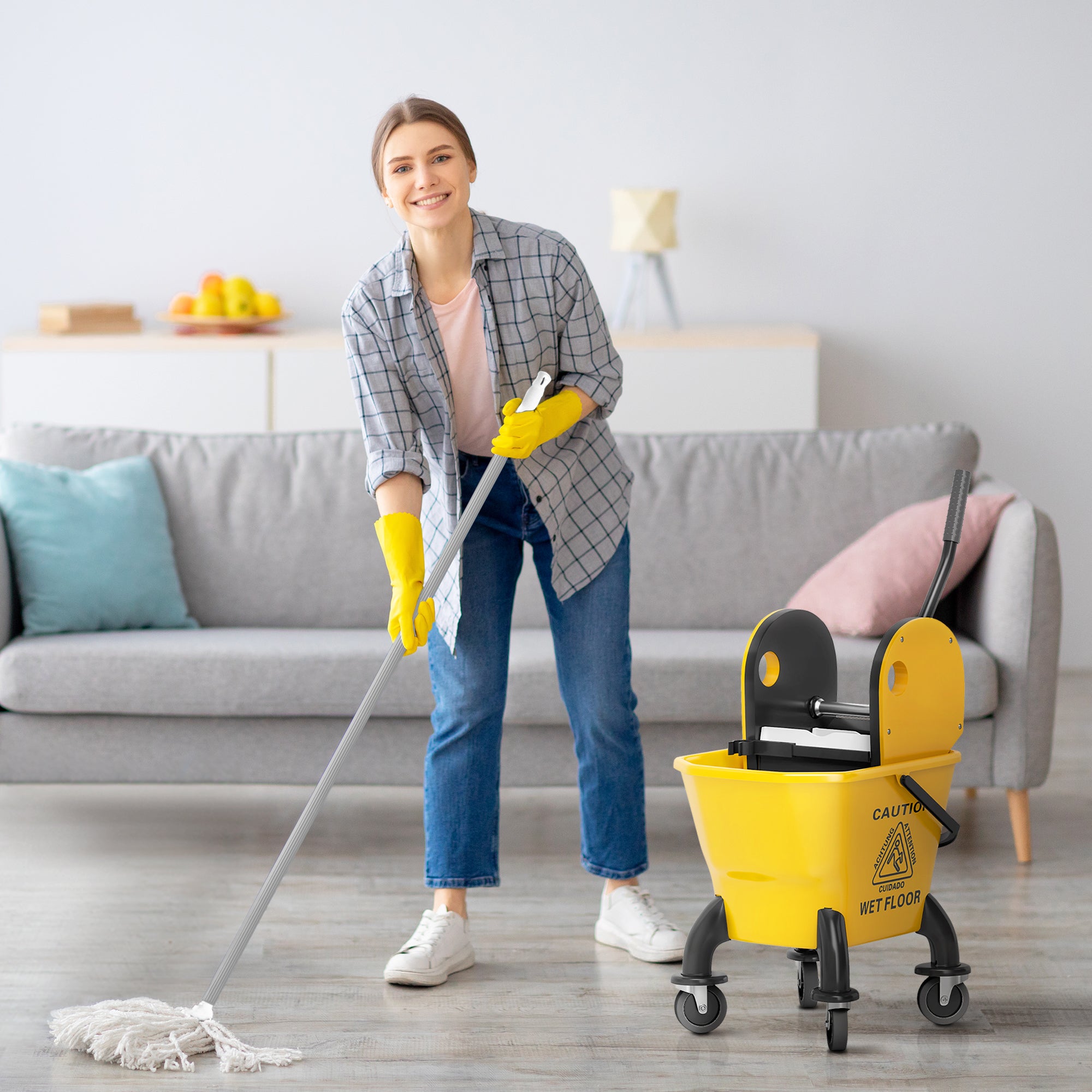 HOMCOM Rollbarer Mopp-Eimer, Wischeimer mit Auswringer und Mopp, 26 Liter, Gelb