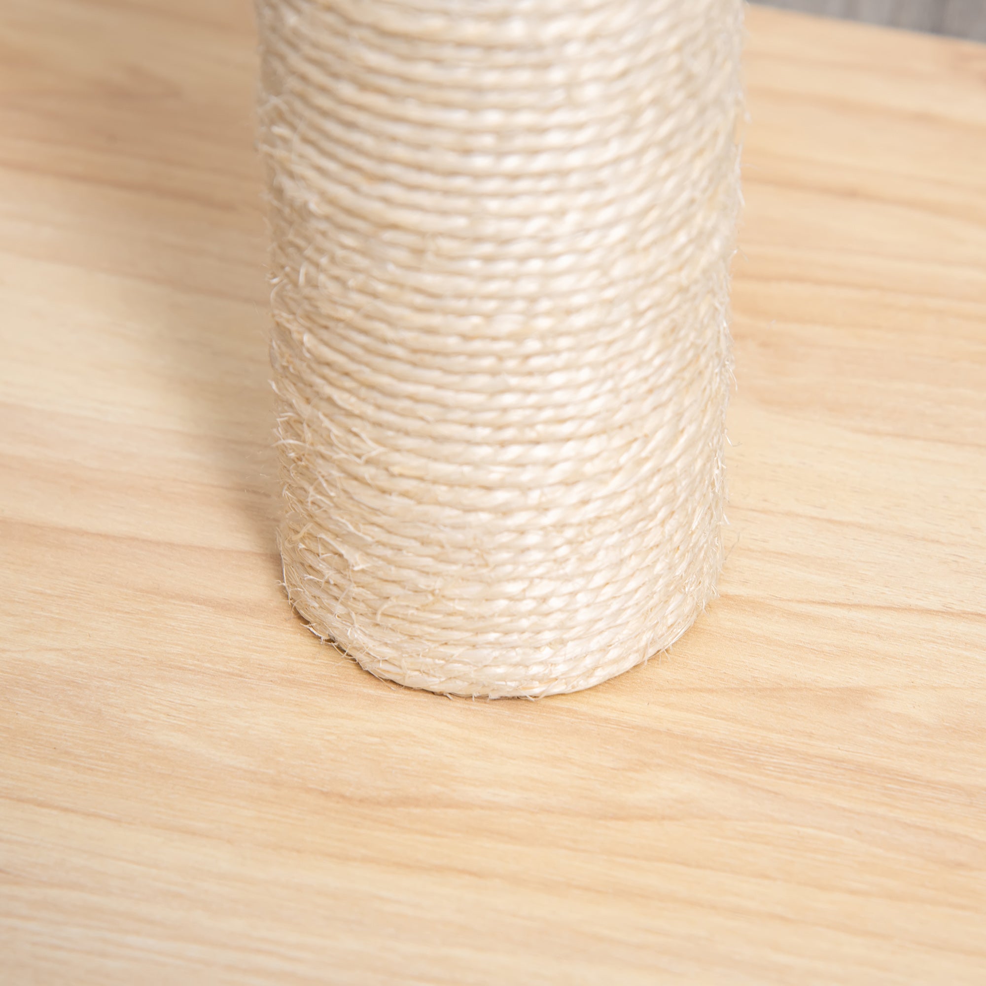 PawHut Kratzstamm für Katzen Kratzsäule aus Sisal stabiler Kratzbaum Kratz Spielzeug Katze mit Ball 60 cm Spanplatte Sisal Beige+Eiche 34 x 34 x 60 cm