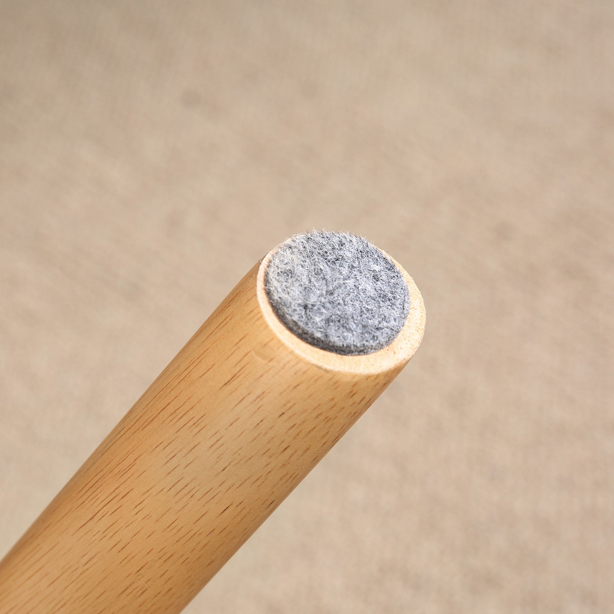 HOMCOM Moderner Fußhocker mit Fleece-Bezug und Holzbeinen, gepolstert, für Wohnzimmer, Schlafzimmer, Flur, Braun
