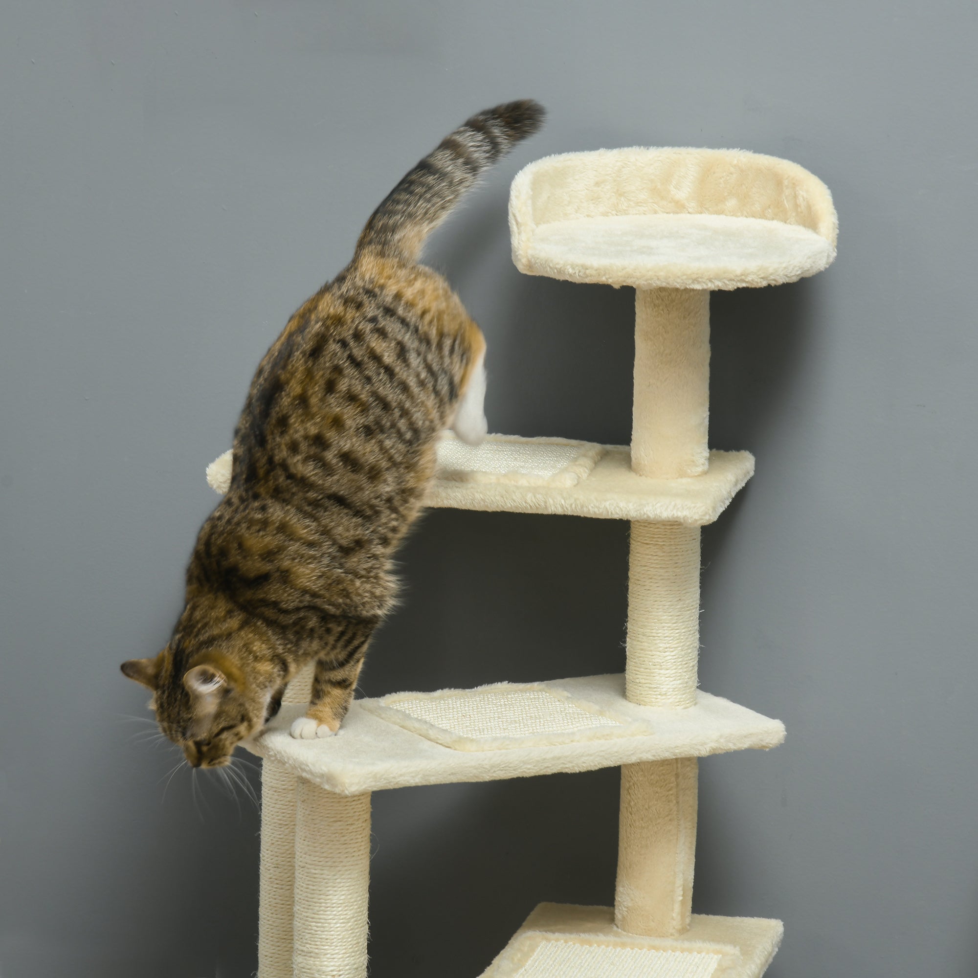PawHut Kratzbaum 100 cm Katzenturm mit Sisalstämme, große Plattform, mehrstöckiger Katzenkratzbaum, Kletterbaum, für kleine & mittelgroße Katzen, Beige