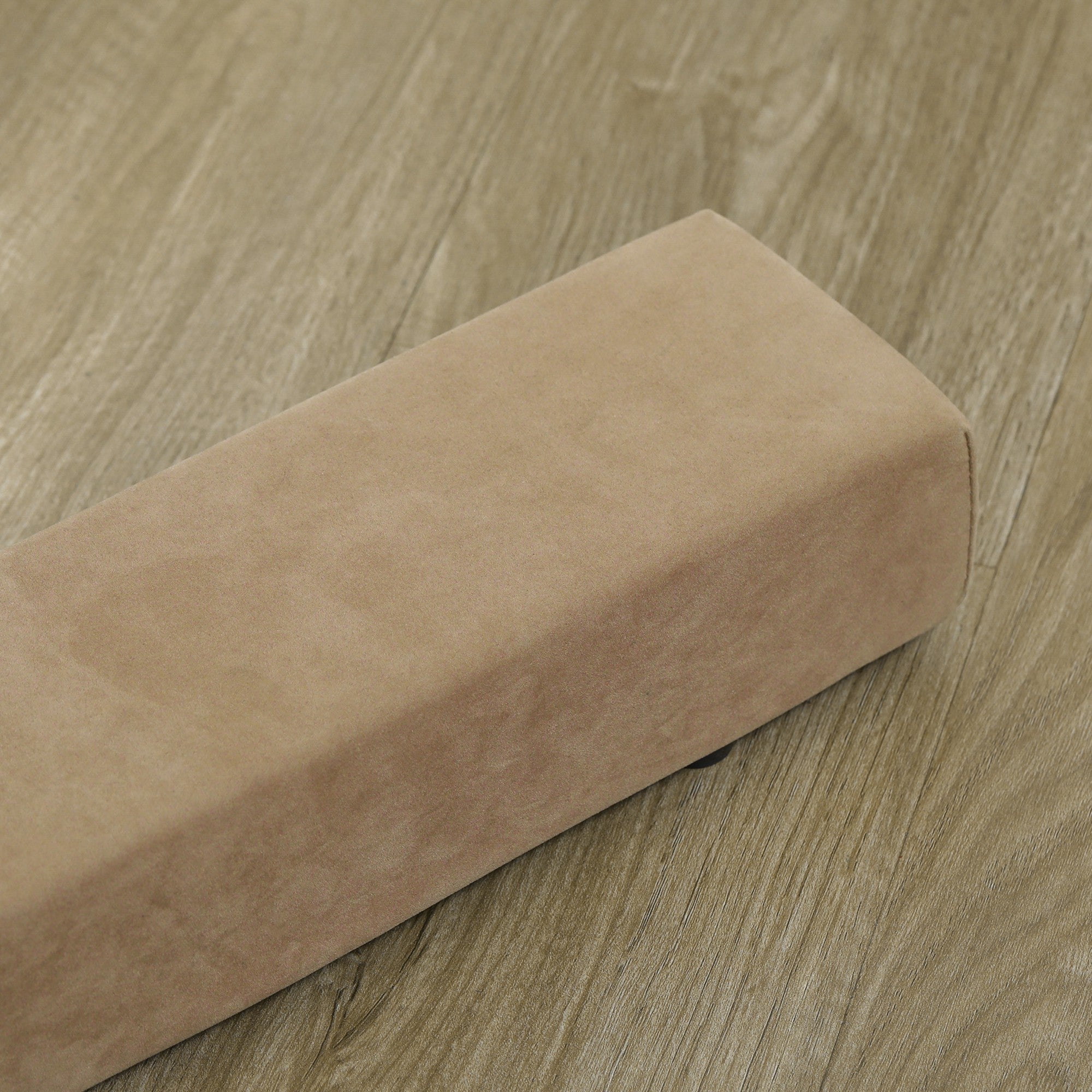 HOMCOM Faltbarer Schwebebalken, rutschfest, Wildlederbezug, robustes Holz, 210 x 10 x 6,5 cm, Braun