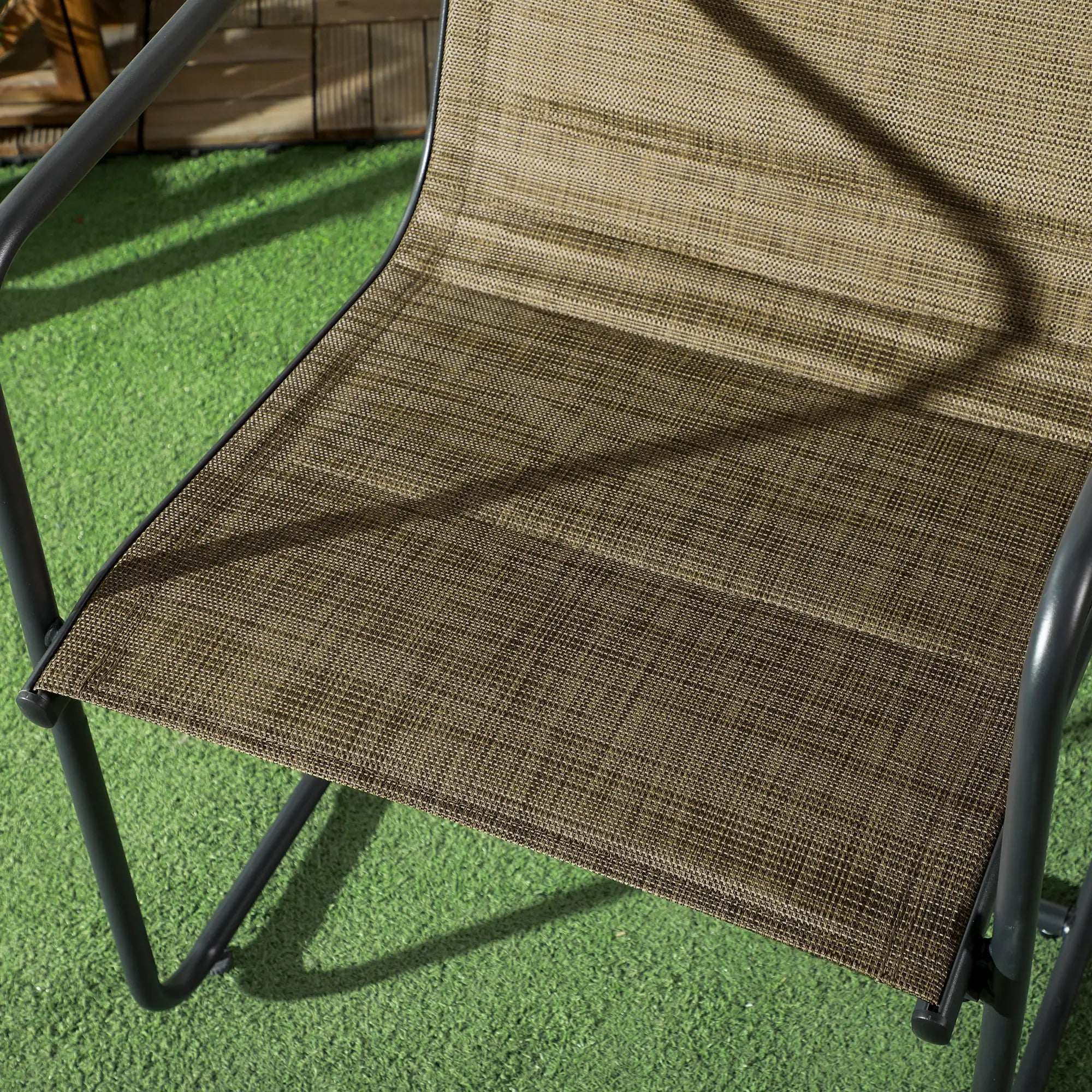 Outsunny Gartenstuhl, 2er-Set, atmungsaktiver Bezug, robuster Metallrahmen, 54x66,5x88cm, Schwarz/Braun
