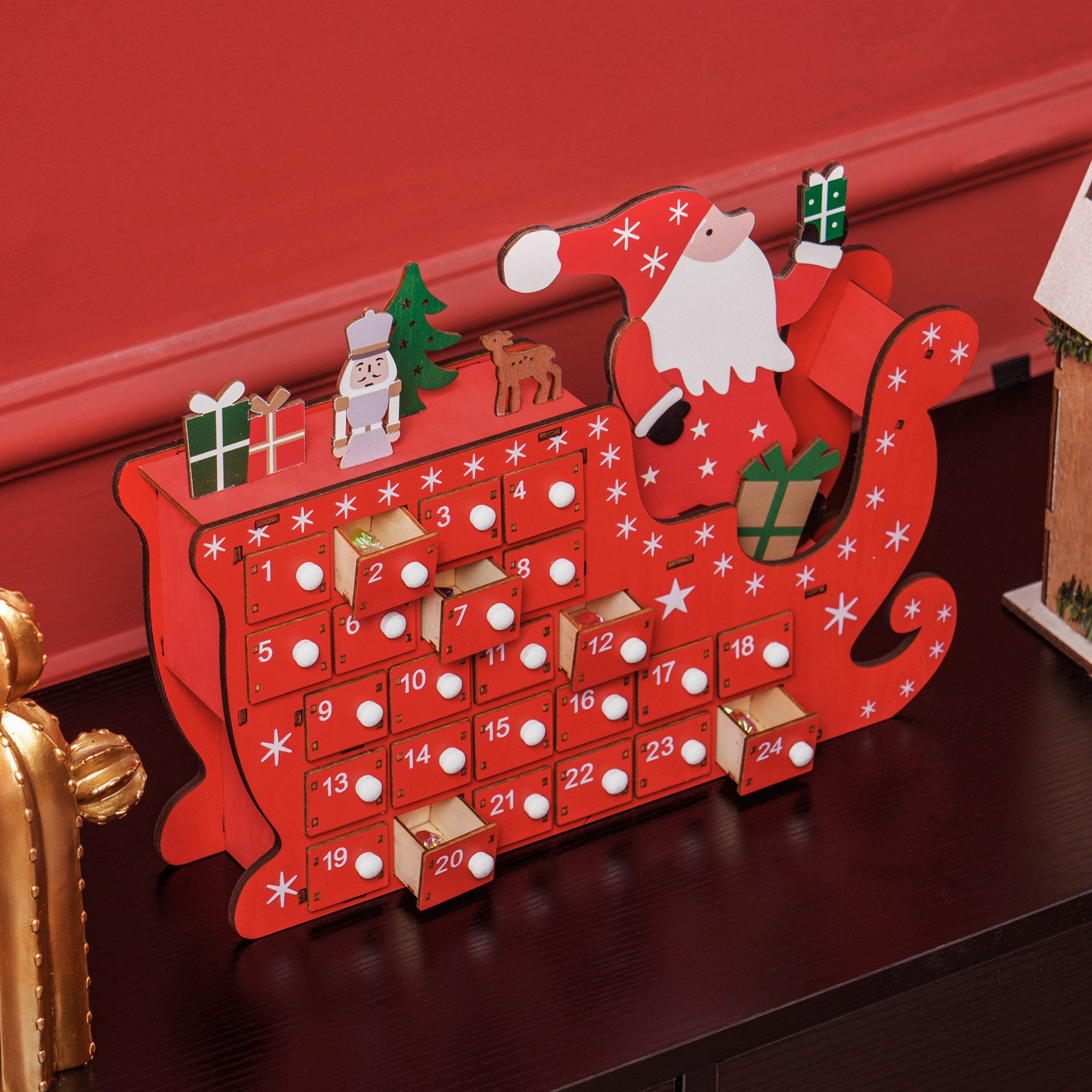 HOMCOM Adventskalender Weihnachtsmann mit Schlitten, 24 Fächer, wiederverwendbar, 22,5x8x36 cm, Rot