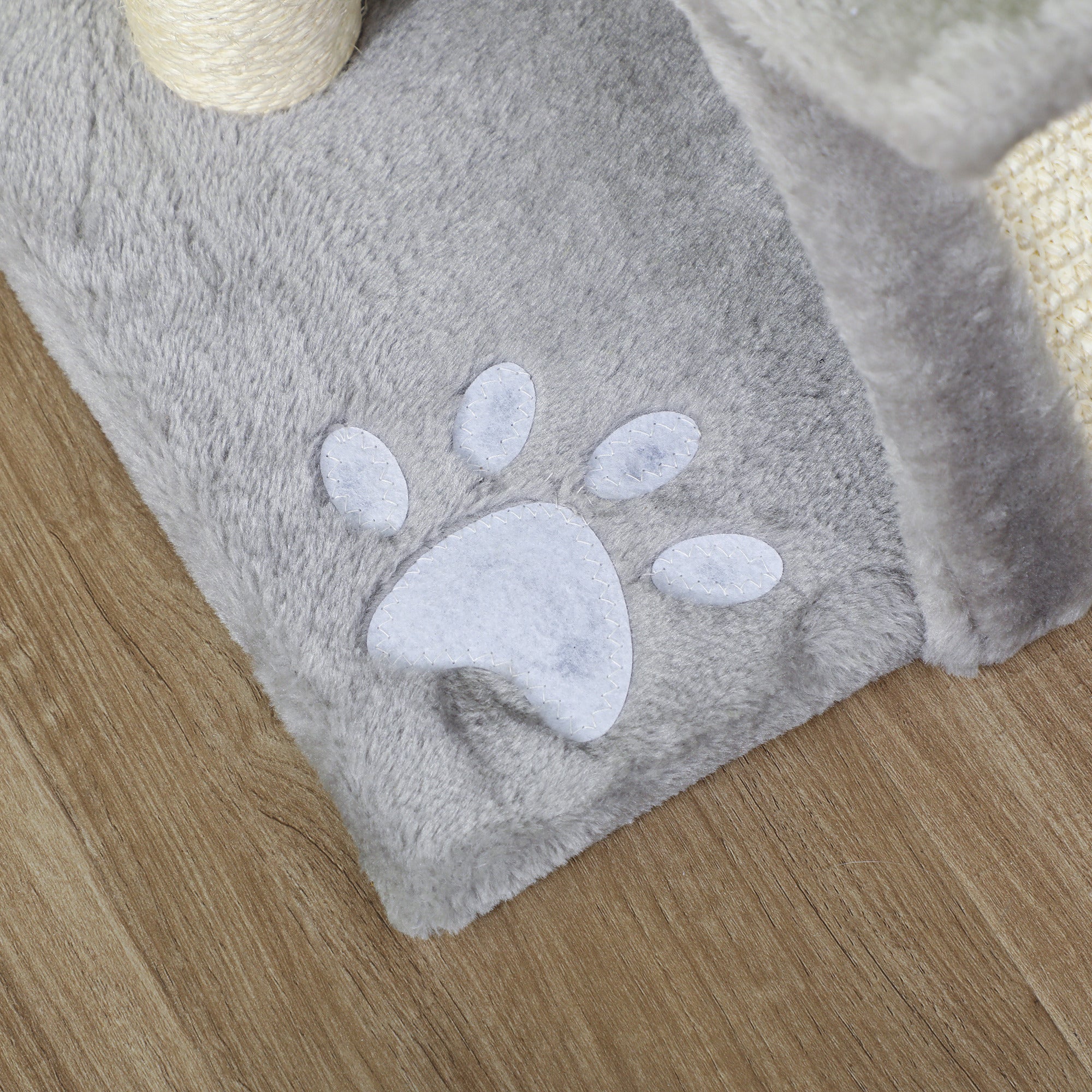 PawHut Kratzbaum klein Katzenkratzbaum Spielbaum Kratzstamm für Katzen mit Spielball Braun 40 x 30 x 43 cm