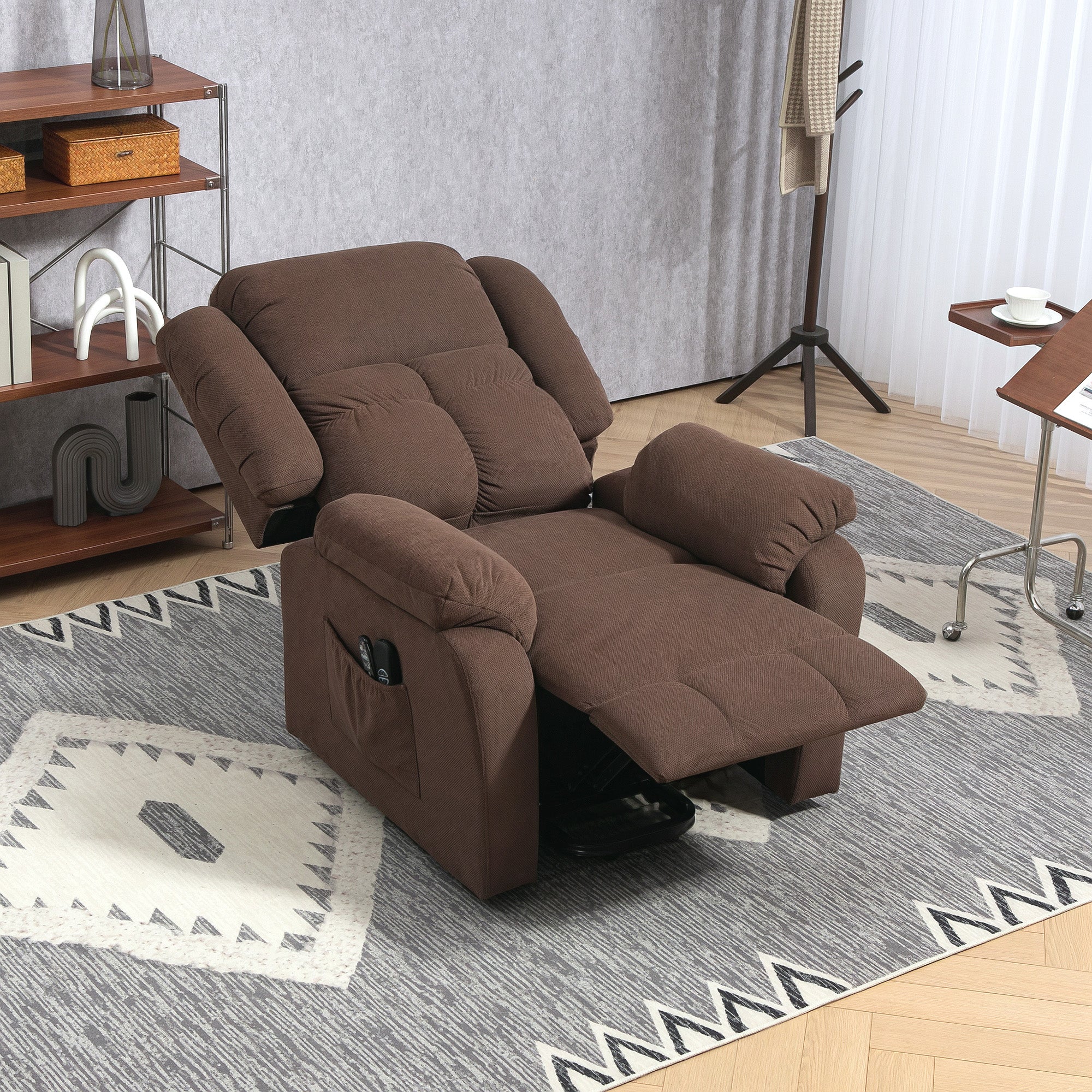 HOMCOM Aufstehsessel mit Massagefunktion und Lendenheizung, Recliner-Sessel mit Fernbedienungen und Seitentaschen, Dunkelbraun