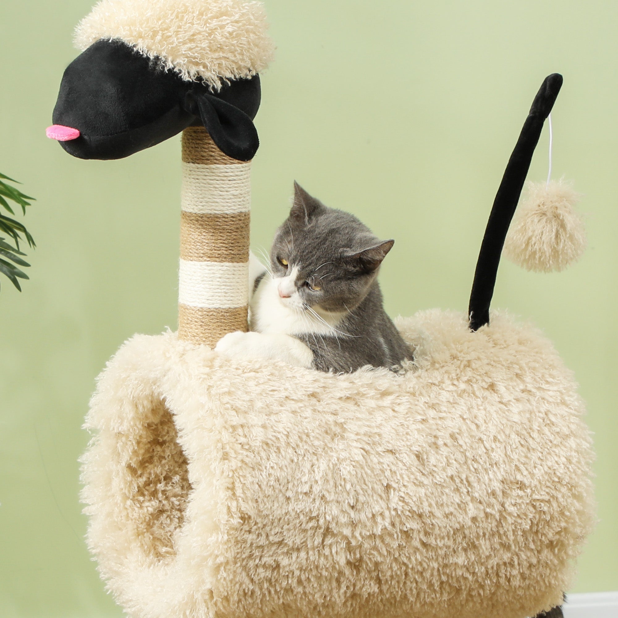 PawHut Katzenbaum im Schaf-Design, mit Kratzpfosten, Tunnel und Spielzeug, 98 cm, Hellbraun
