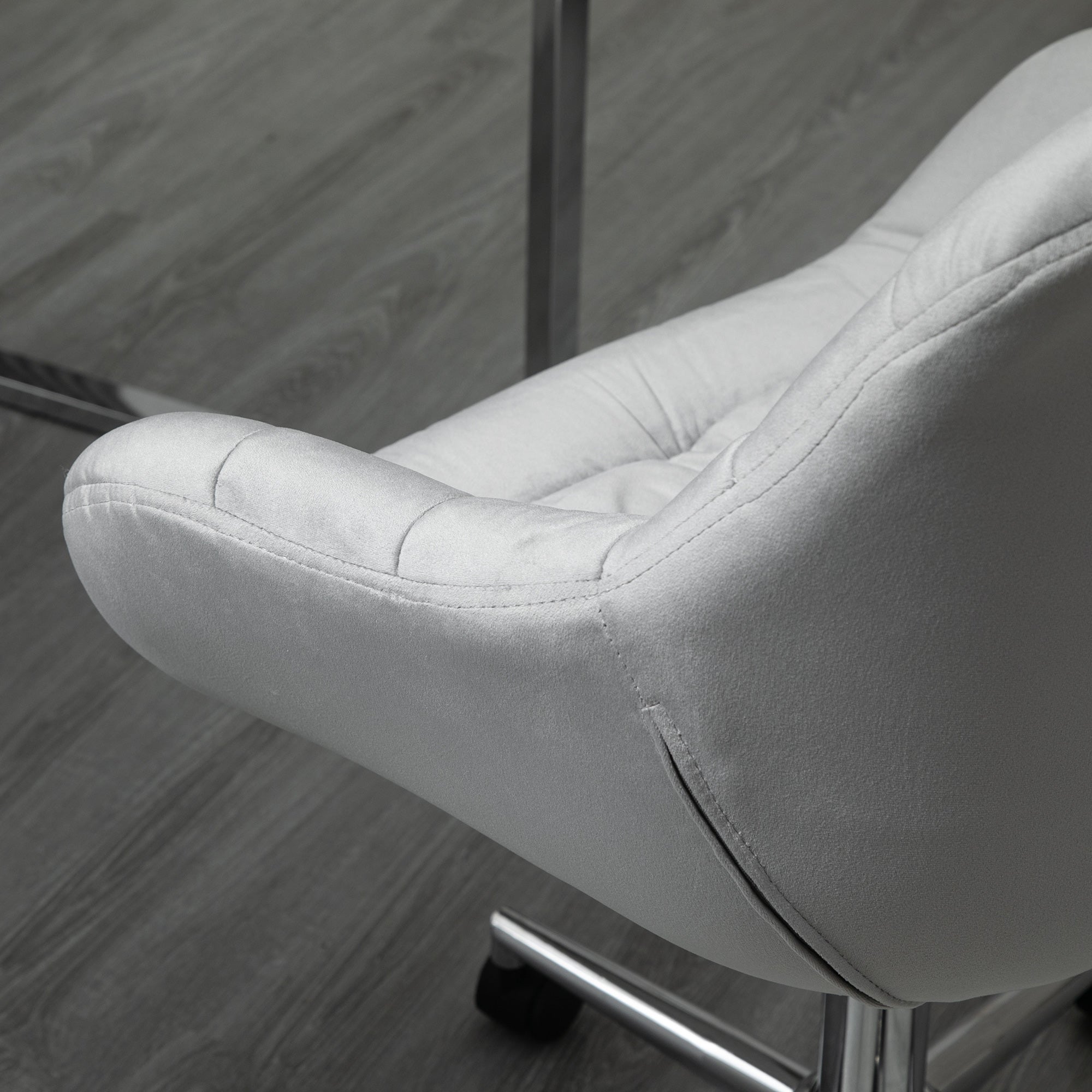 Vinsetto Bürostuhl Chefsessel Drehstuhl Computerstuhl Sitzhöhenverstellung für jüngere Benutzer und Kleines zum Lernen und Spielen Polyester Schaumstoff Metall Nylon Grau 59 x 58 x 80-90 cm