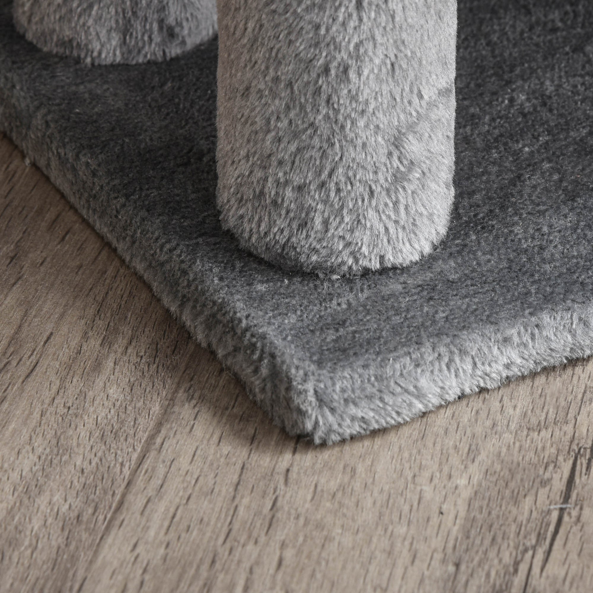 PawHut Katzentreppe 3-stufige Haustiertreppe mit Kratzsäulen Ball Hundetreppe Tiertreppe für Katzen bis 5 kg Plüsch Jute Grau 45 x 40 x 48 cm